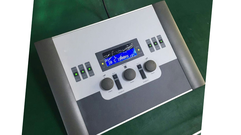 Audiômetro de diagnóstico de teste de adaptação de aparelhos auditivos AD104 por impressão de computador